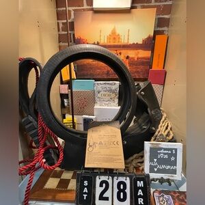 Esschert Design Tire Swing Horse with Rope Mane, Red